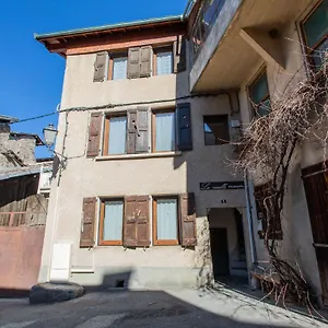 Appartamento L'écureuil Dans La Vieille Maison Centre D'embrun, Embrun